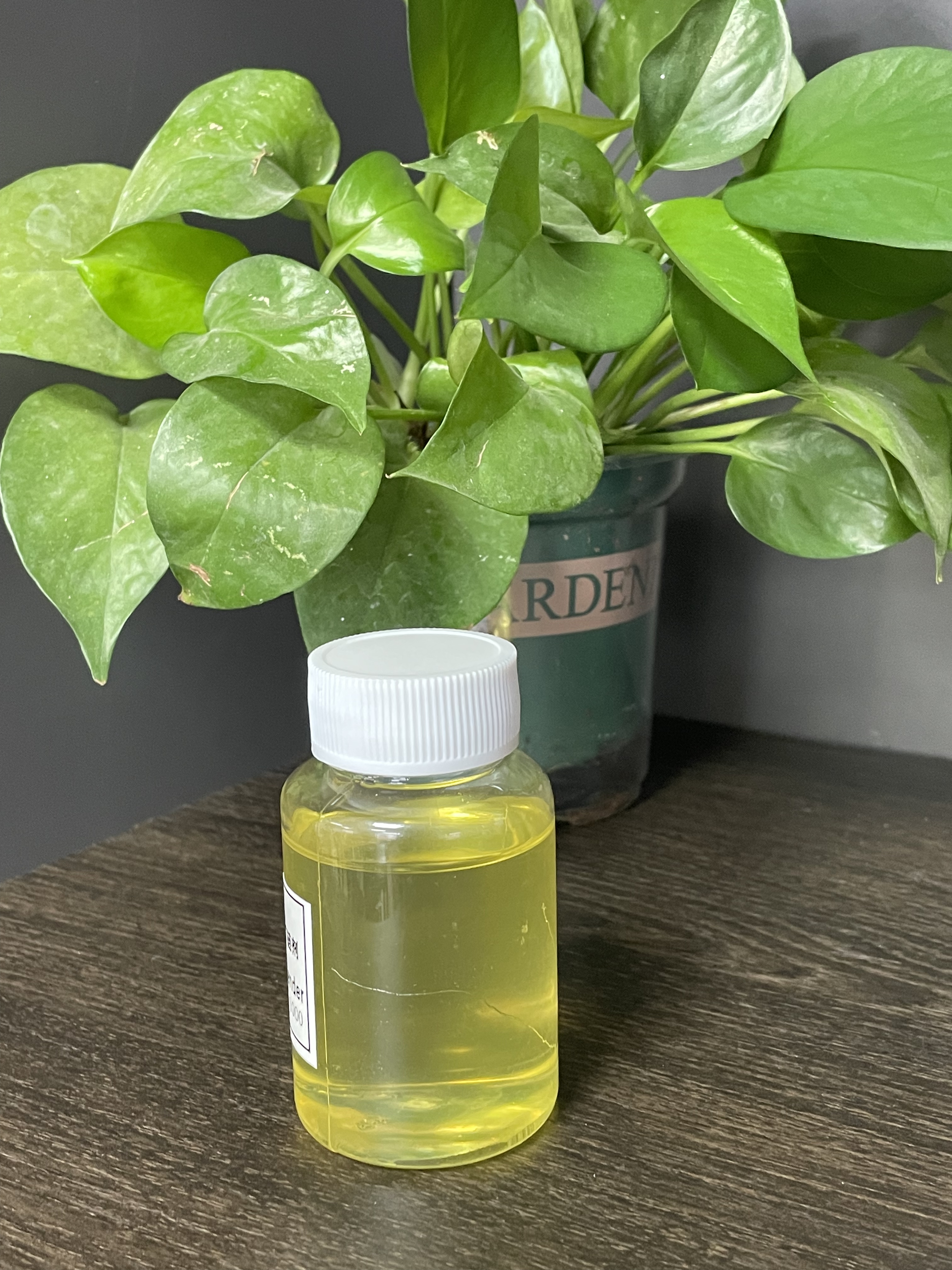 アミンHCA™P-1000アンバー粘性液体ポリウレタンチェーンエクステンダー用シーラント